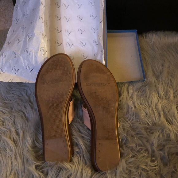 Ladies Sandals - Picture 3 of 4